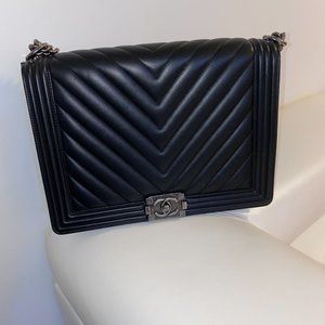 Chanel Chevron Boy Bag Jumbo 100% authentic